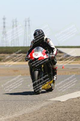media/Sep-01-2025-Lets Ride (Mon) [[4370d11284]]/B Group/1220pm (Wheelie Bump)/